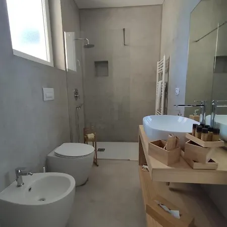 Artemisia 3* باري