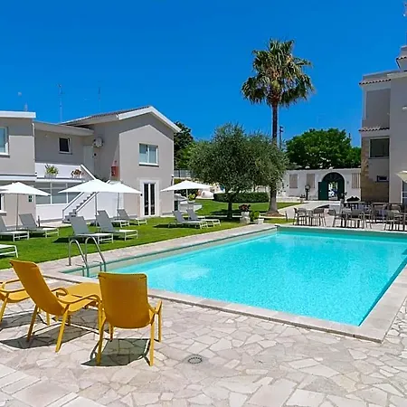 Artemisia 3* Bari